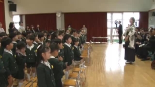 埼玉県三郷市にある『ちくみ幼稚園』
数年前からSYURI NO UTAを歌ってくれています。
素敵な歌声は、日本中から世界中から沖縄に届いています✨
故郷を想う気持ちを大切に
#syurinouta #首里城 #ちくみ幼稚園 #沖縄